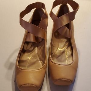 Sz7 pink Jessica Simpson leather flats